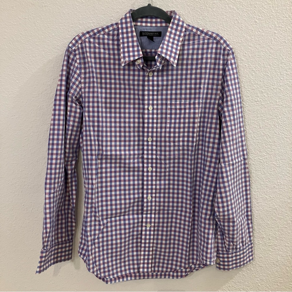 Banana Republic Men's Purple and White Checkered Shirt
